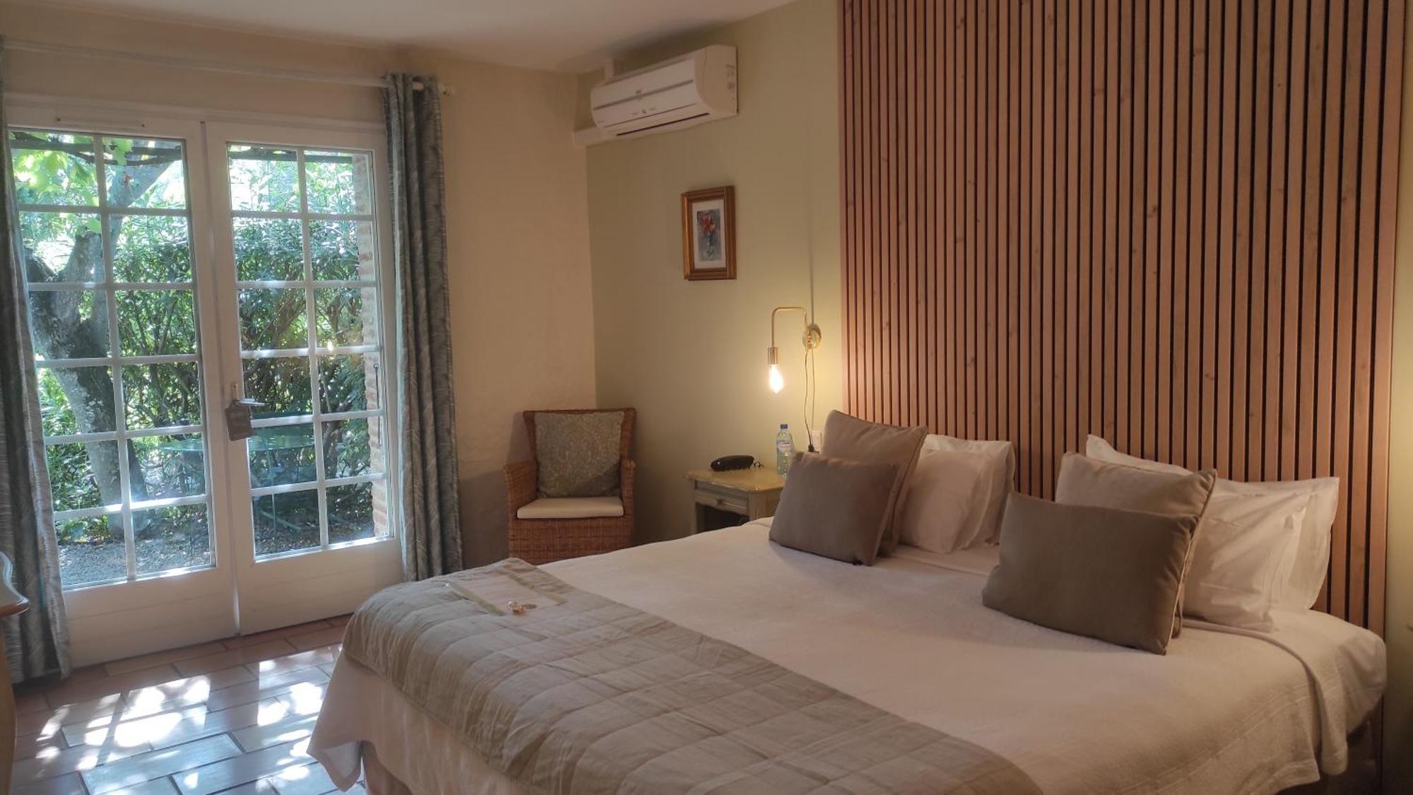 סרט Hotel Le Mas Trilles מראה חיצוני תמונה